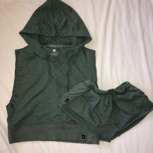 Girl’s 2 pc Lounge set